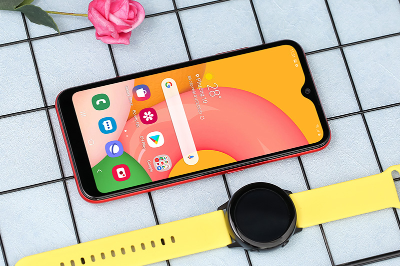 Điện thoại Samsung Galaxy A01 | Thiết kế hiện đại, tinh tế