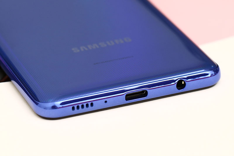 Dung lượng pin lớn trên điện thoại Samsung Galaxy A31